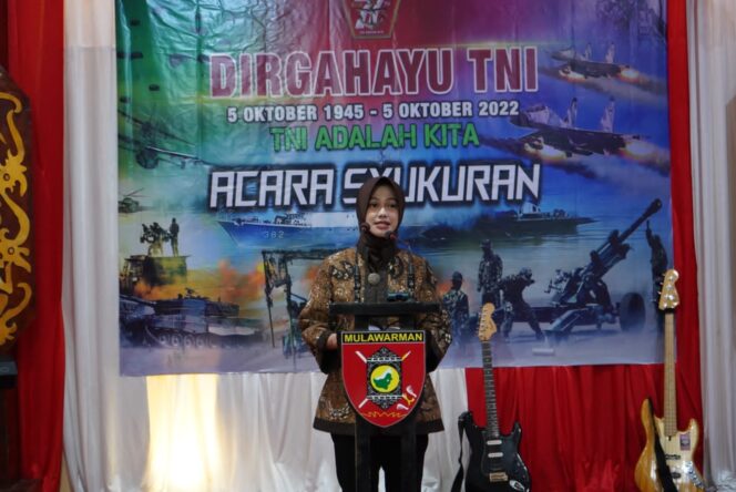 
 Bupati Laura Hadiri Perayaan Syukuran HUT TNI Ke-77