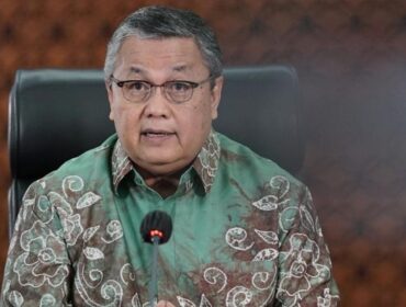 Gubernur Bank Indonesia Perry Warjiyo dalam konferensi pers Hasil Rapat Berkala KSSK IV / 2022
