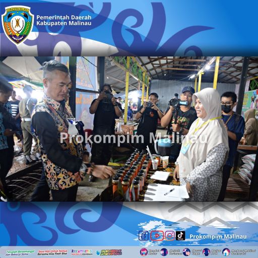 
 Bupati Malinau Wempi W. Mawa SE., M.H didampingi Istri menghadiri sekaligus membuka pergelaran expo inovasi gelar produk UMKM  Desa Malinau Seberang  Kecamatan Malinau Utara.