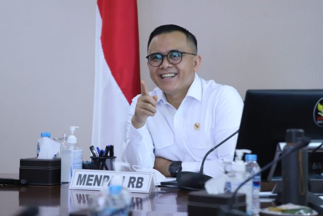 
 Menteri Pendayagunaan Aparatur Negara dan Reformasi Birokrasi Abdullah Azwar Anas.
