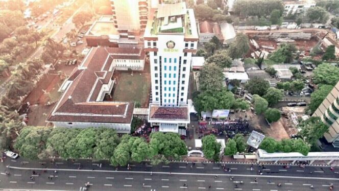 
 Geledah Kantor Kementerian ESDM, KPK Amankan Sejumlah Dokumen