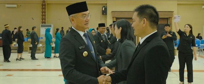 
 Bupati Malinau Lantik 1 JPTP, 5 Administrator dan 10 Jabatan Pengawas