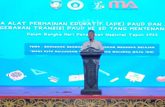 
 Buka Lomba APE Paud, Bupati Wempi: Peningkatan SDM Perlu Disiapkan Sejak Usia Dini