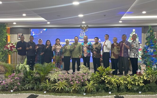 
 Bupati Wempi Hadiri Perayaan Natal 2023 Kejati Kaltim-Kaltara