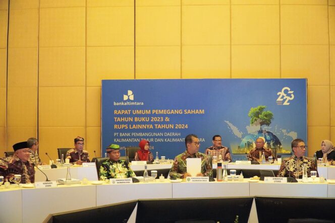 
 Gubernur Hadiri RUPS, Modal Saham Bankaltimtara Capai 7,5 T
