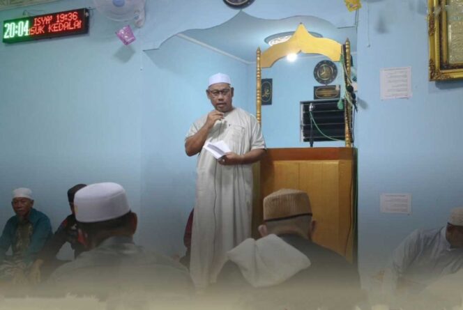 
 Wakil Bupati Malinau Jakaria SE M. Si saat menyampaikan sambutan Safari ramadhan Masjid Darul Khulud yang berada di Desa Wisata Pulau Sapi, Kecamatan Mentarang Senin (18/3/2024).