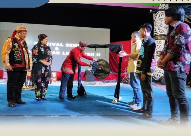 
 Tumbuhkan Nilai Tradisi dan Budaya, Wabup Malinau Buka Festival Seni Budaya Dayak Lundayeh