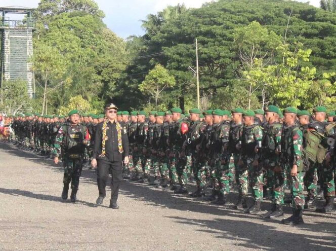 
 Bupati Malinau Lepas Pemberangkatan Satgas Pamtas RI-PNG Yonif 614/RJP