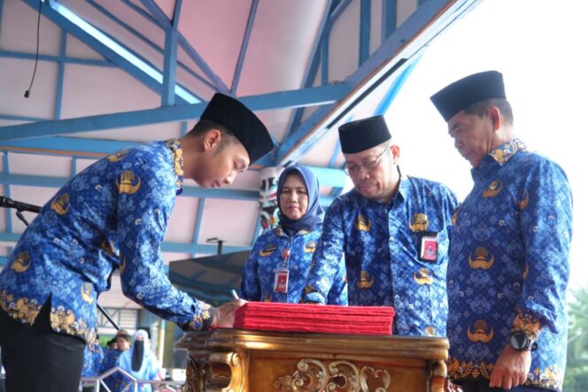 
 Bertepatan Momen Hari Lahirnya Pancasila, Gubernur Zainal Lantik 95 PNS dan PPPK Pemprov Kaltara