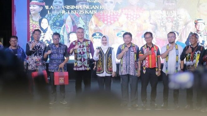 
 Bupati Wempi Hadiri Perayaan Ilau Pasisimpungan Rumpun Murut 2024 di Mansalong