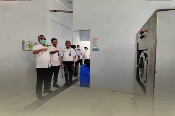 
 Pastikan Fasilitas dan Pelayanan Berjalan dengan Baik, Bupati Wempi Sidak Ke RSUD Malinau