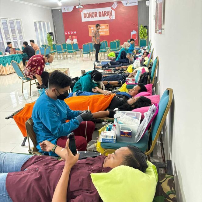 
 DONOR DARAH: RSUD dr. H. Jusuf SK menggelar donor darah bersama BUMN dan swasta, Rabu (21/8).
