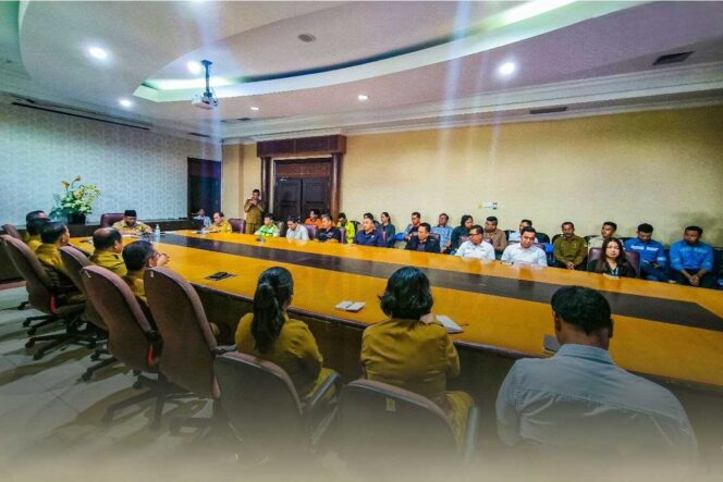 
 Wabup Buka Sosialisasi Peran LKS Tripartit Dalam Hubungan Industrial