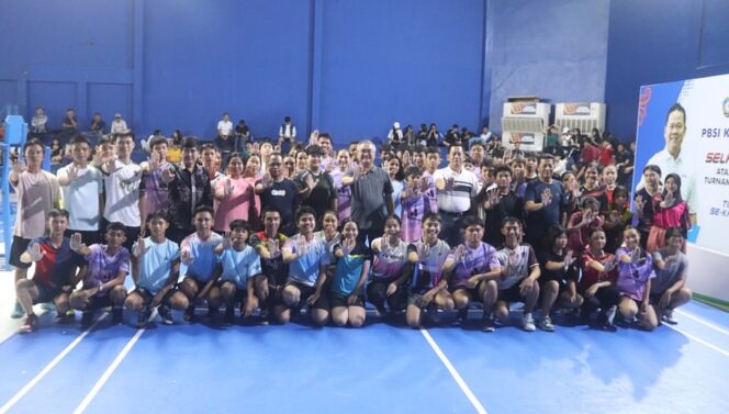 
 Penutupan Turnamen Bulutangkis Bupati Malinau Cup Tingkat Pelajar Tahun 2024