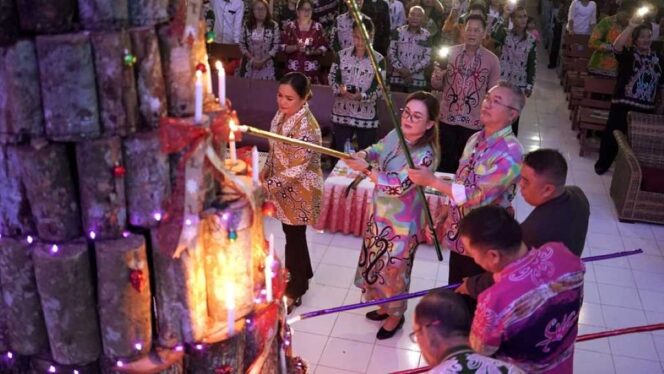 
 Pemkab Malinau Rayakan Natal di Wilayah Kecamatan Malinau Selatan, Bupati Wempi Ajak Masyarakat Untuk Jaga Persatuan