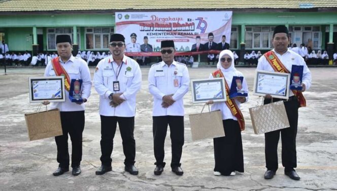 
 Asisten I Pimpin Upacara HAB Ke-79, Tekankan Kerukunan dan Integritas