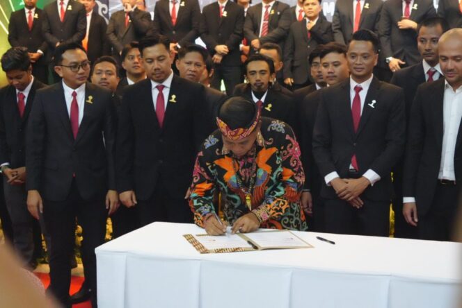 
 Gubernur Zainal Ajak Pengusaha Muda Kembangkan Potensi Ekonomi Daerah