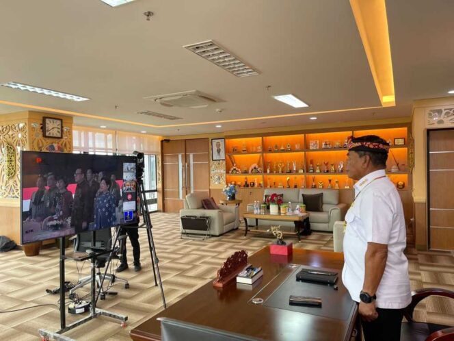 
 Gubernur Zainal Hadiri Launching SPI 2024 KPK RI Melalui Virtual