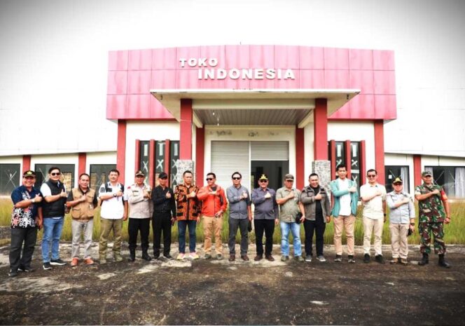 
 Wagub Ingkong Dorong Percepatan Pemanfaatan Gedung Toko Indonesia Bagi Masyarakat Krayan