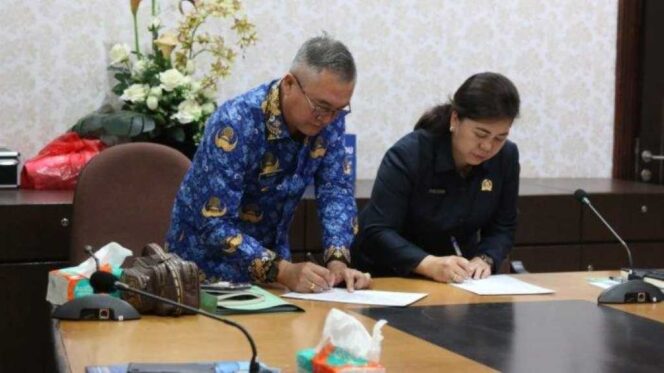 
 Mendukung Pembangunan Berkelanjutan, Bupati Tandatangani Kesepakatan RTRW 2025-2045
