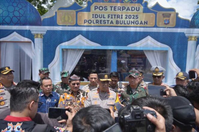 
 Pastikan Kelancaran Mudik, Wagub Bersama Kapolda Kaltara Cek Kesiapan Pos Pelayanan Terpadu