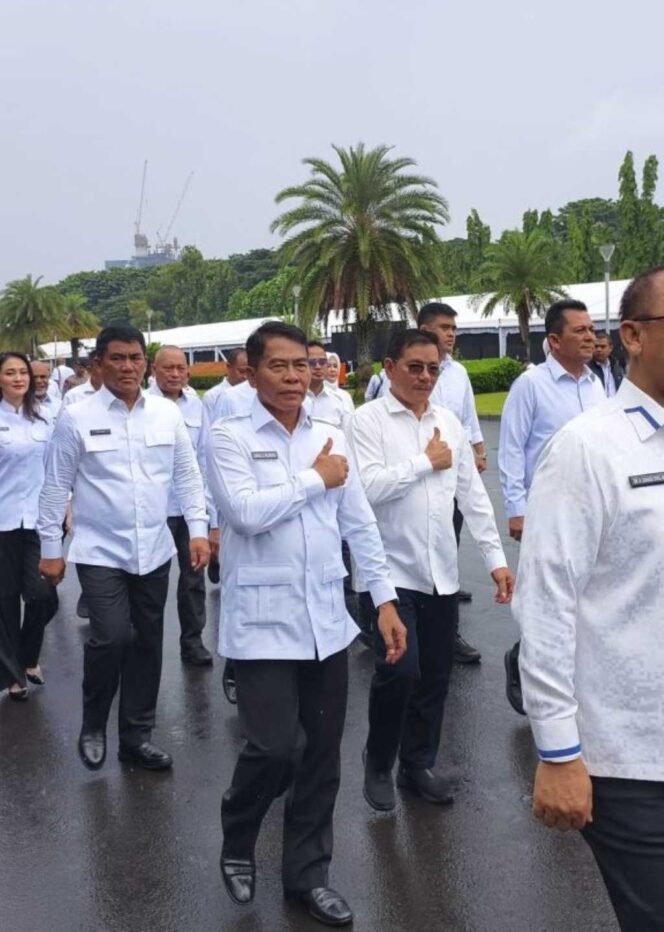 
 Ikut Gladi Bersih, Zainal – Ingkong Sapa Awak Media dengan “Salam Kaltara di Hati”