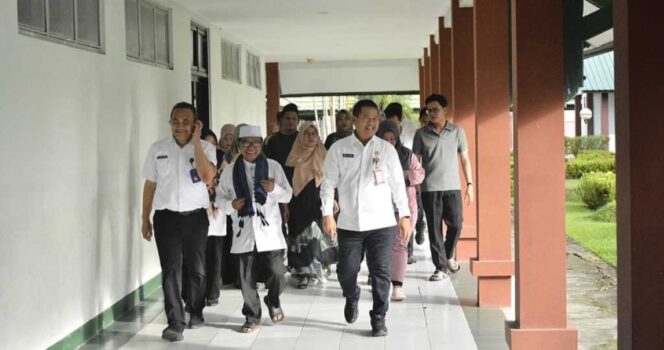
 Sekda Kunjungan Silaturahmi dan Buka Puasa Bersama di RSUD, Tingkatkan Keakraban dengan Tenaga Kesehatan
