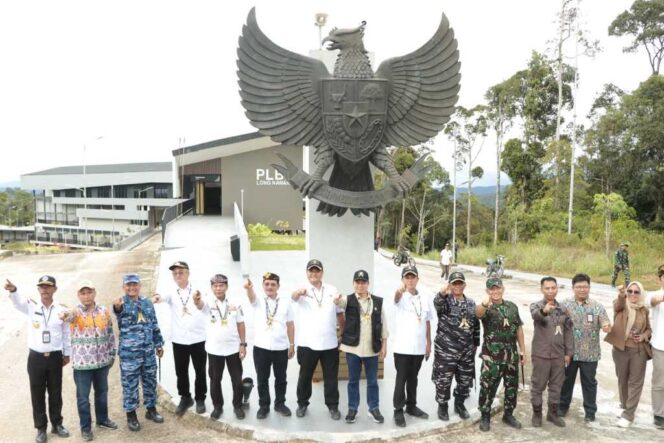 
 Gubernur Zainal Dan Wagub Ingkong Bersama Forkopimda Tinjau PLBN Long Nawang