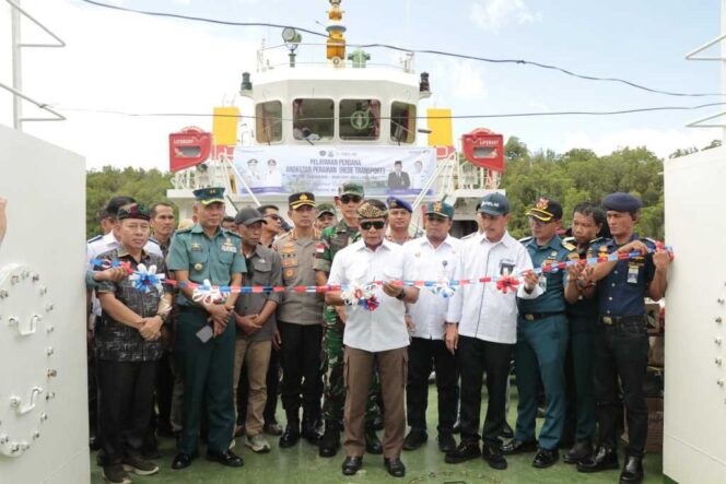 
 Gubernur Zainal Resmikan Pelayaran Perdana KM. Gandha Nusantara 05, Pacu Pertumbuhan Ekonomi Daerah