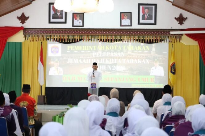 
 Wali Kota Tarakan Melepas 149 Jamaah Calon Haji Kota Tarakan