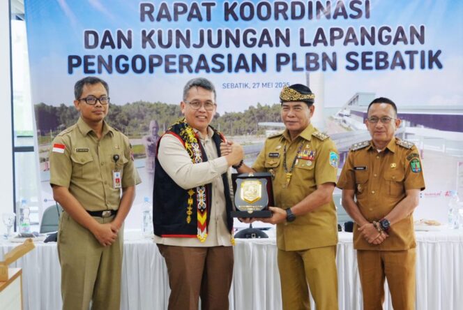 
 PLBN Simbol Kedaulatan Indonesia, Gubernur Zainal Komitmen Tingkatkan Kesejahteraan Masyarakat Perbatasan