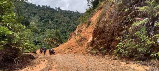 
 Sempat ditimpa longsor, Akses jalan Long Pada sudah bisa dilewati