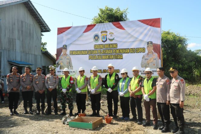 
 Peletakan Batu Pertama SPPG Polres Malinau, Bupati dan Kapolda Kaltara Komitmen Wujudkan Generasi Sehat