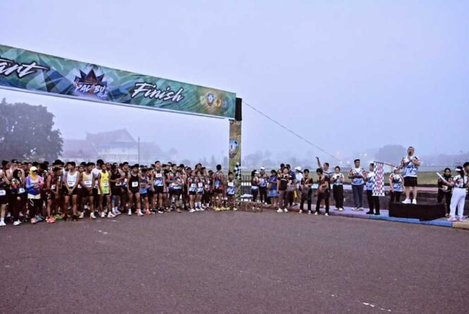 
 Bupati Malainau Lepas Peserta Palibu Run 2025, Diikuti Ratusan Pelari