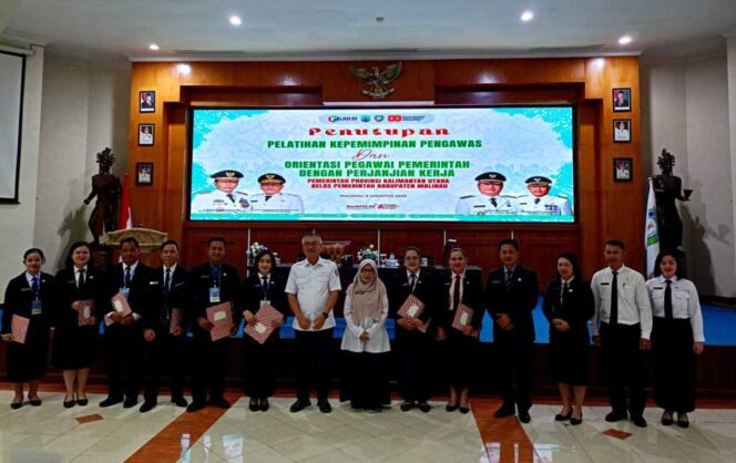 
 Bupati Wempi Resmi Menutup Pelatihan Kepemimpinan & Orientasi PPPK Malinau