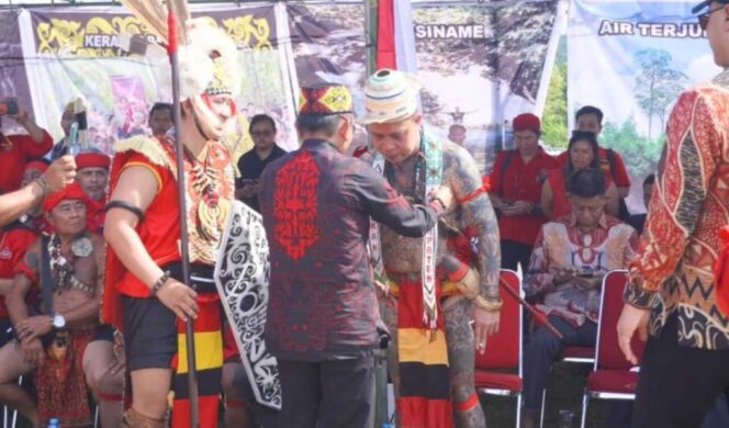 
 Hadiri HUT Panglima Jilah, Wabup Hermanus Pesan Supaya TBBR Ikut Menjaga Suasana Kondusif