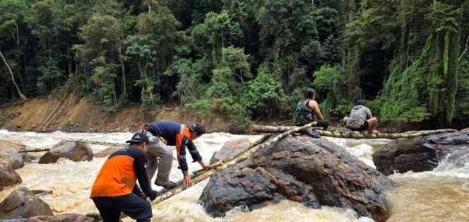 
 Gerak Cepat Pemkab Malinau Pulihkan Akses Transportasi di Sungai Bahau