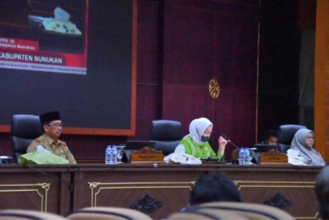 
 Desa Binusan dan Desa Setabu Diusulkan Dimekarkan, Ini Penjelasan Pemda Dalam Rapat Paripurna DPRD