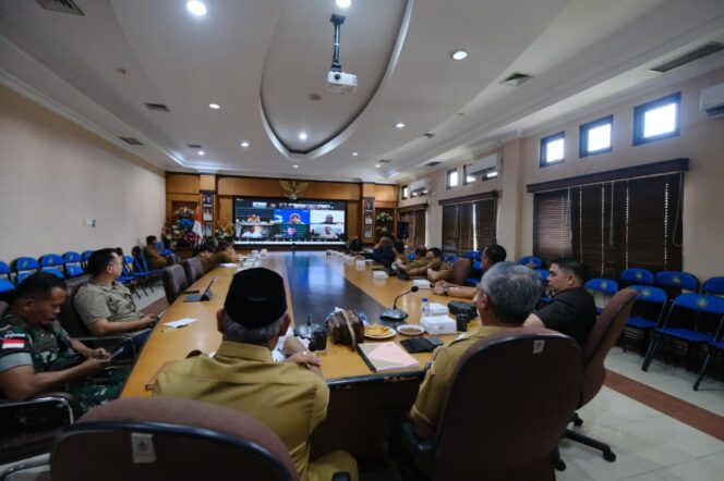 
 Imbauan Kemendagri Batasi Keramaian, Bupati Wempi Minta BPS Petakan Dampak Ekonomi Jika Festival IRAU Malinau 2025 Tidak Digelar