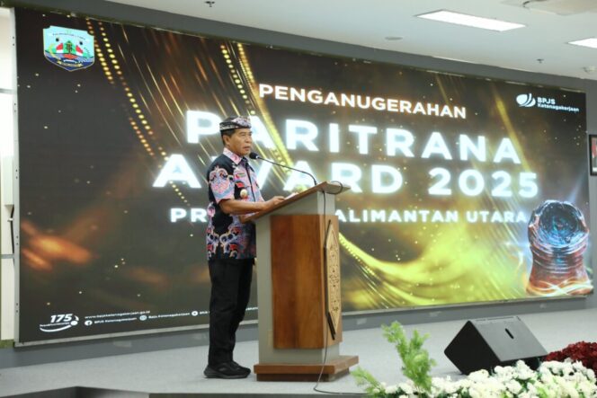 
 Serahkan Penghargaan Paritrana Award Kaltara 2025, Gubernur Tegaskan Komitmen Perlindungan Ketenagakerjaan
