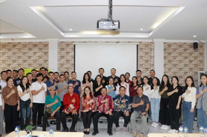
 Sambut Mahasiswa Dayak Kenyah, Wagub Berpesan Berikan Yang Terbaik Untuk Kaltara
