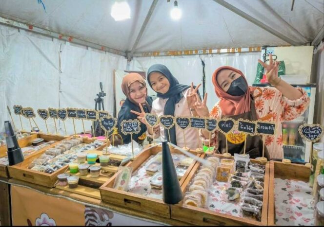 
 Puding Laris Manis, UMKM ANS Kantongi Jutaan Rupiah di IRAU Malinau