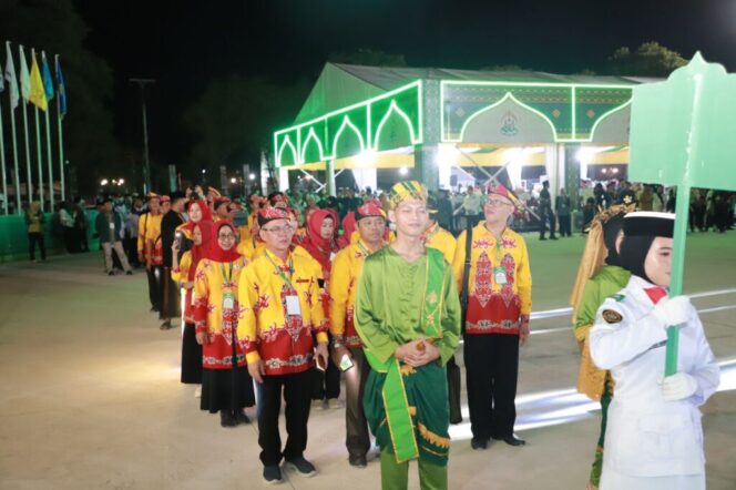 
 Kafilah Kaltara Ikuti Acara Malam Pembukaan STQH Nasional XVIII 2025 di Kendari