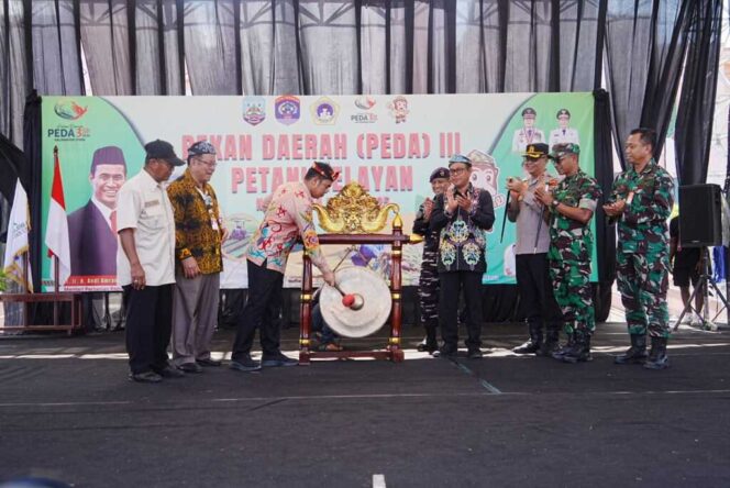 
 Tutup PEDA Petani Nelayan III Kaltara, Pj. Sekprov Tekankan Inovasi Dalam Kemandirian Pangan