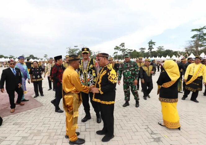 
 Wabup Jakaria Hadiri Peringatan Hari Jadi ke-65 Kabupaten Bulungan dan ke-235 Kota Tanjung Selor, Perkuat Sinergi Antar Daerah di Kalimantan Utara