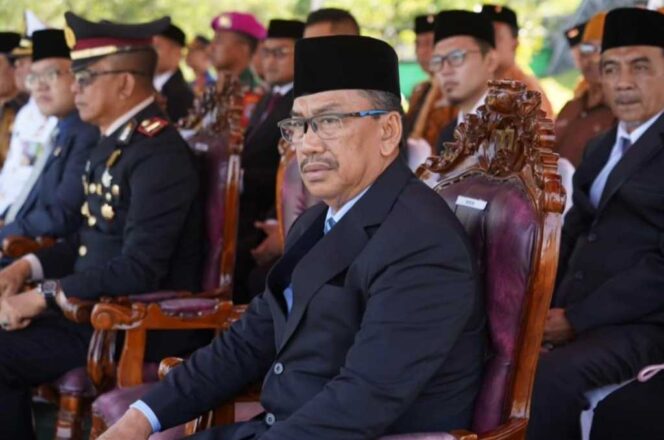 
 Wakili Bupati, Plt. Sekda menghadiri Upacara HUT TNI Ke–80
