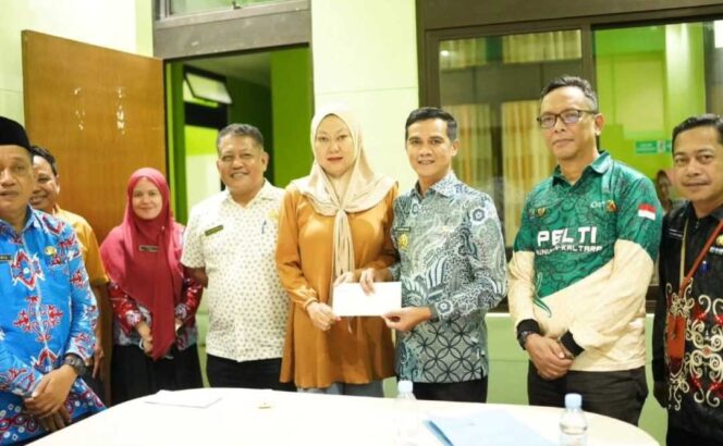 
 Bupati Nunukan Kunjungi Pasien Anak Usia 11 Tahun Penderita Rabdomiosarkoma di RSUD Nunukan