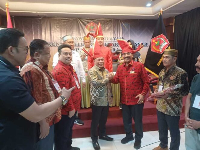 
 Pengusaha Sukses Asal Sinjai Terpilih Secara Aklamasi Pimpin KKBM Kaltara
