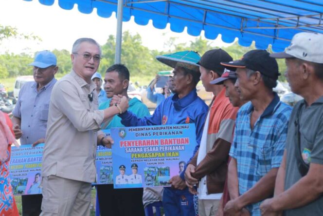 
 Bupati Malinau Wempi Mawa Tegaskan Bantuan yang Diberi, Tidak Untuk Dijual