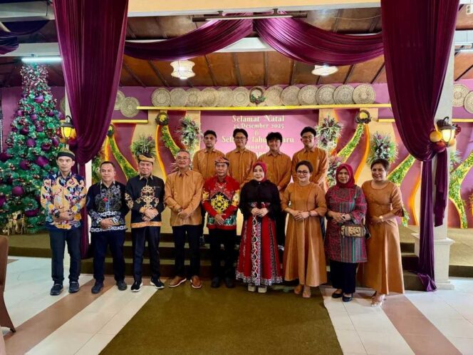 
 Bupati Malinau Wempi W Mawa Gelar Open House Hari Natal 2025
